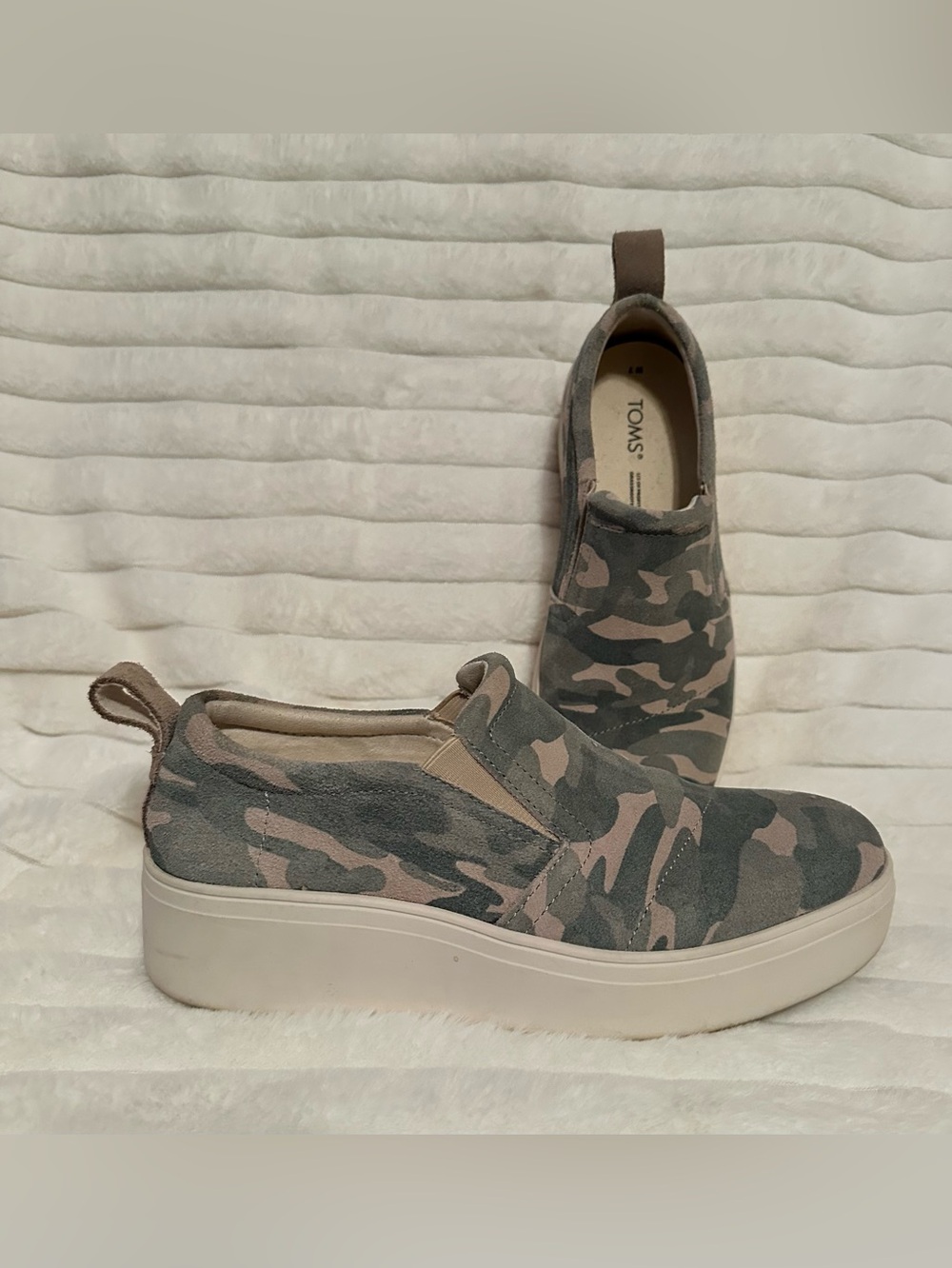 TOMS Women's Camo Slip-On Platform Sneakers in Taupe and Gray